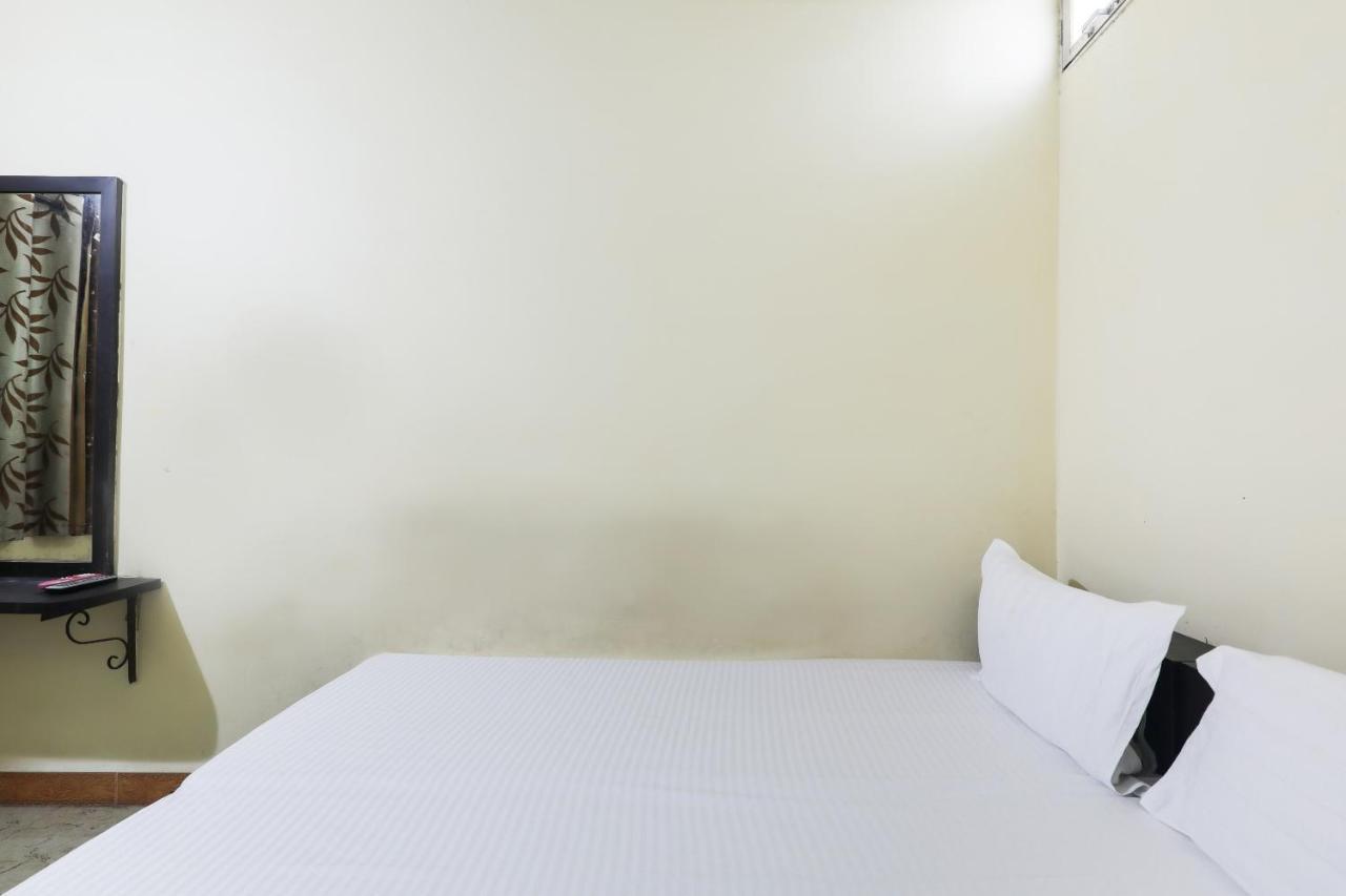 Spot On 48832 Balaji Parisar Hotel อุจเจน ภายนอก รูปภาพ